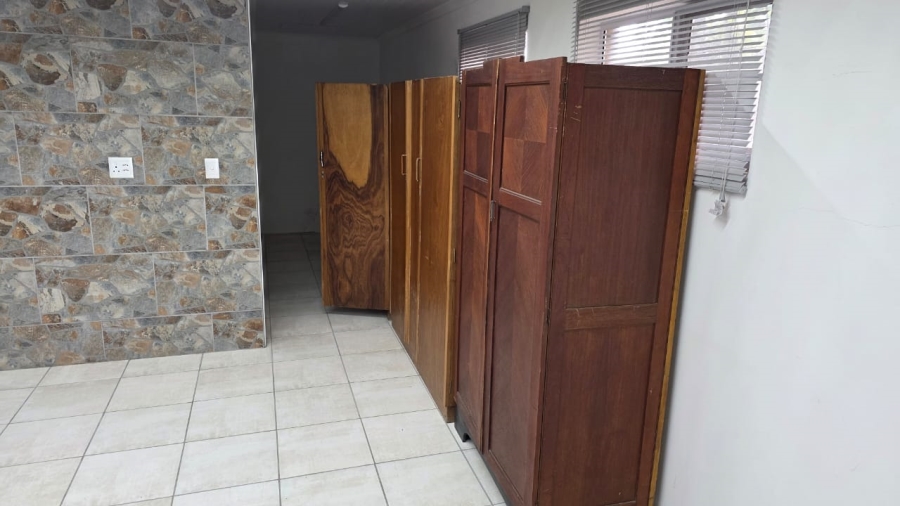1 Bedroom Property for Sale in Seavale Eastern Cape